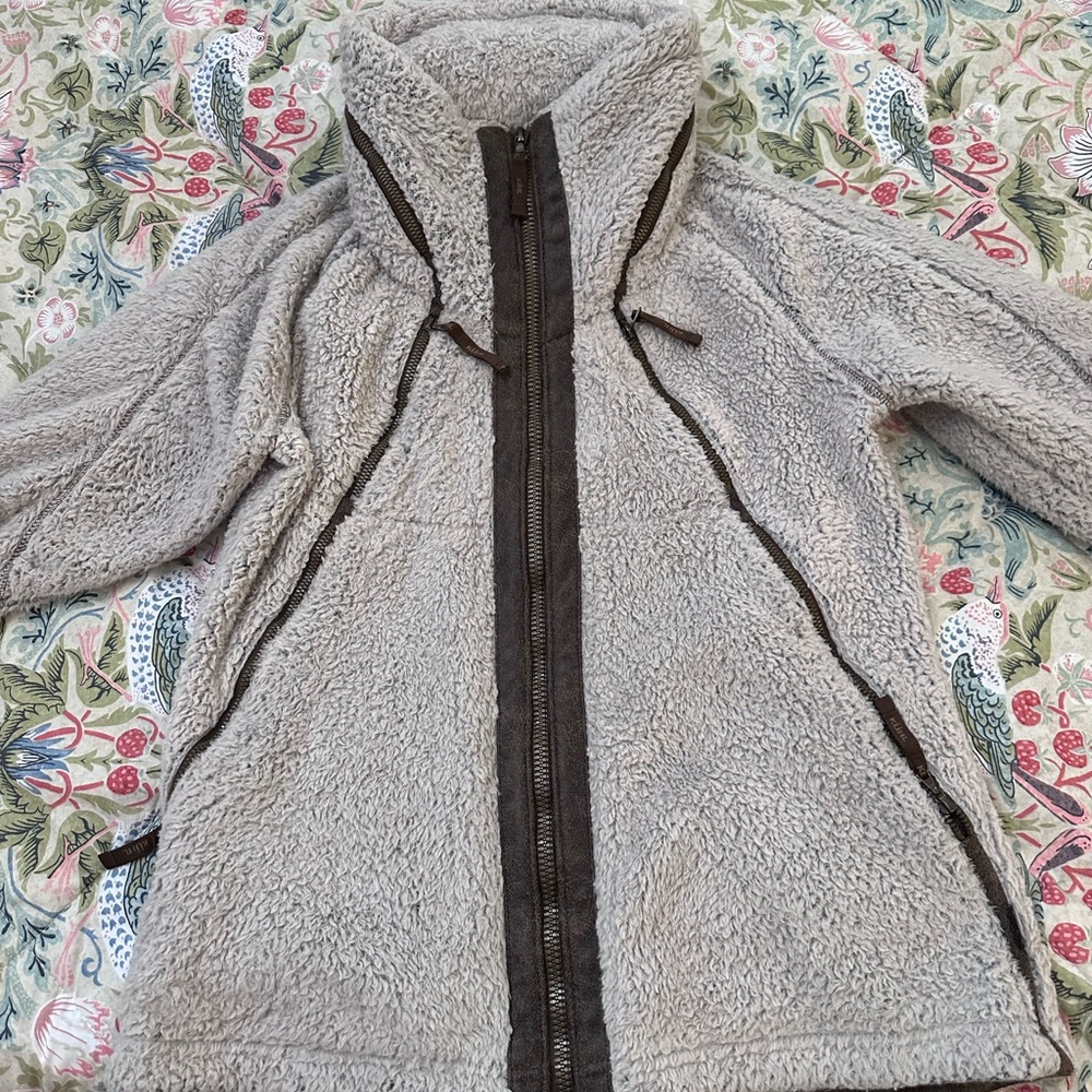 Cozy Gray Sherpa Jacket